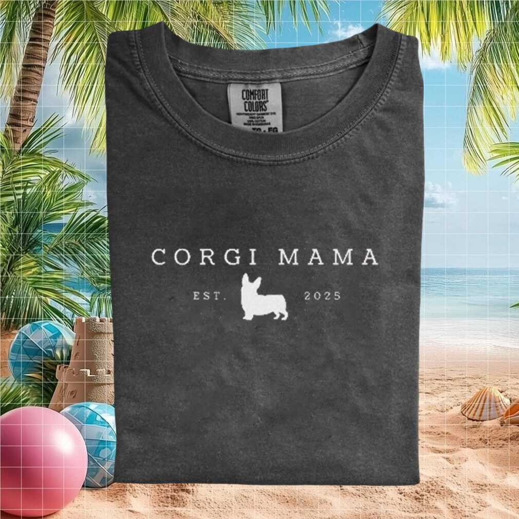 Corgi Mama Est 2025 Minimalist Dog Mom Graphic T Shirt - Limotees LLC