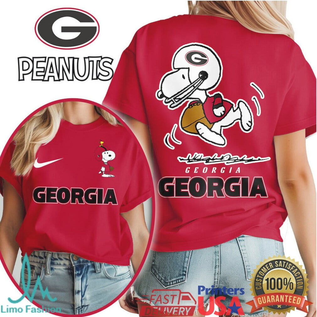 Georgia Bulldogs Snoopy Peanuts Football Fan Graphic T Shirt - Limotees LLC