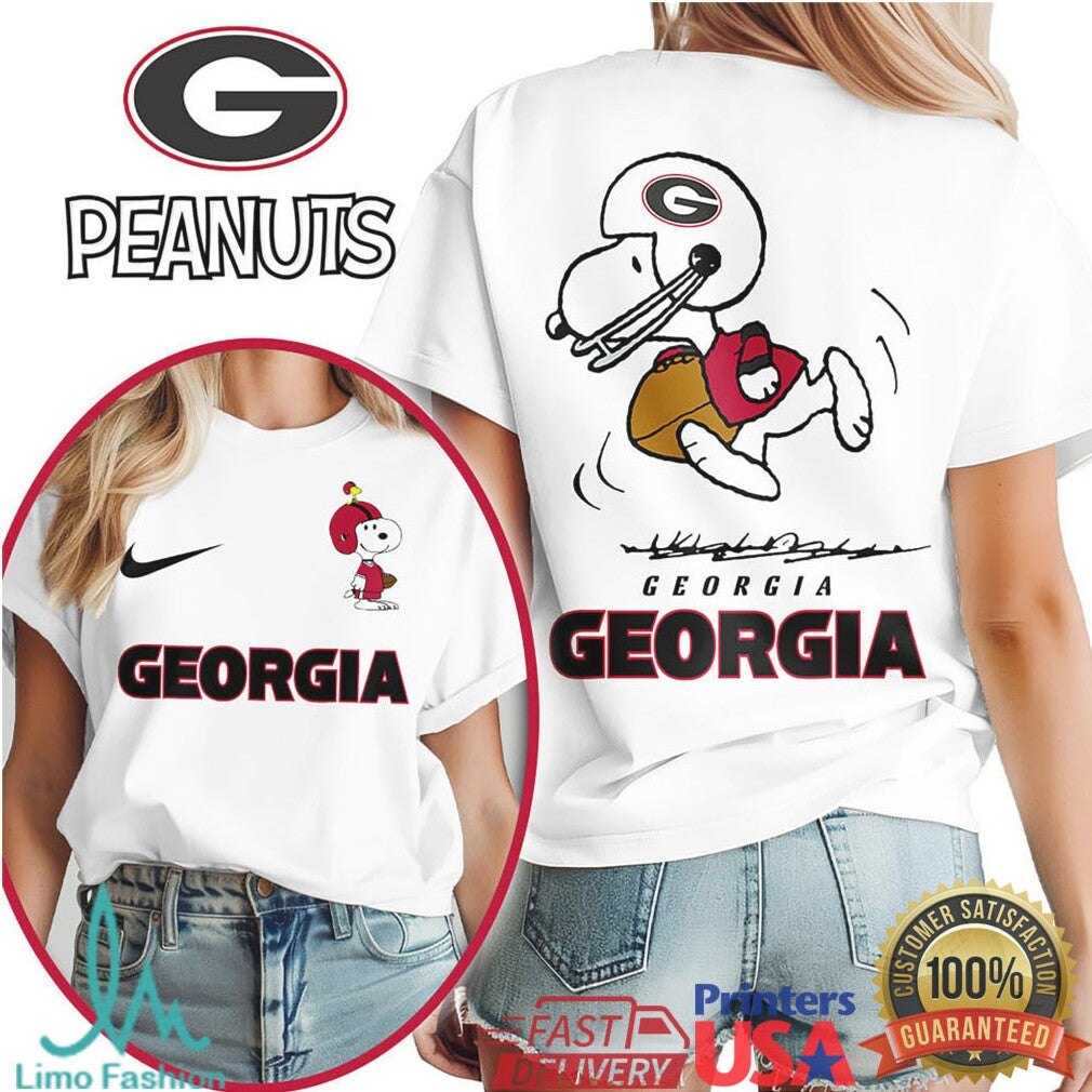 Georgia Bulldogs Snoopy Peanuts Football Fan Graphic T Shirt - Limotees LLC