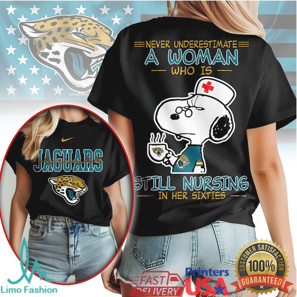 Jacksonville Jaguars Snoopy Nurse T Shirt Proud Woman Still Nursing In Her Sixties - Limotees LLC